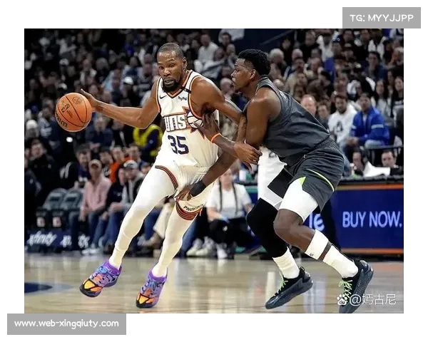 爱德华兹32分3篮板6助攻，兰德尔22分6篮板12助攻准三双